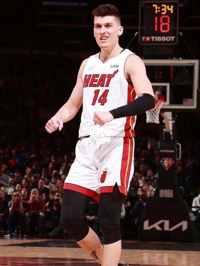 拳手和体育 拳手和体育